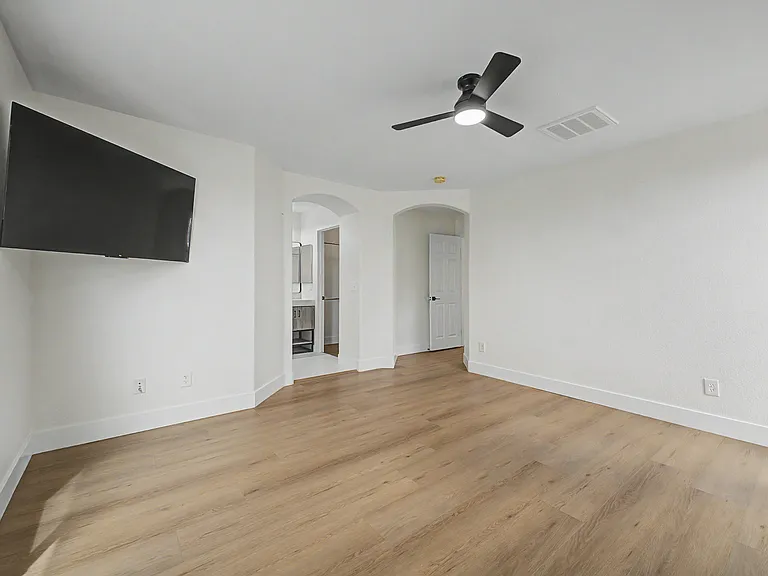 Oversized master bedroom