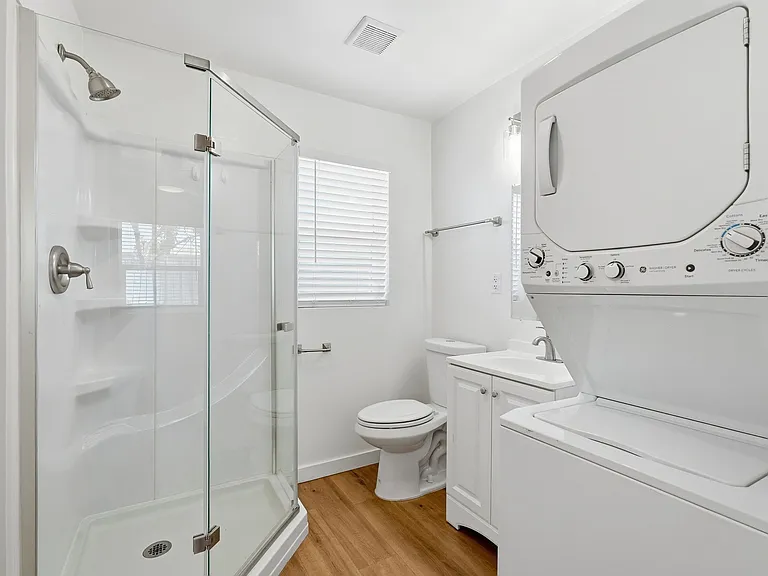 1718 N 26th Pl — Photo 13
