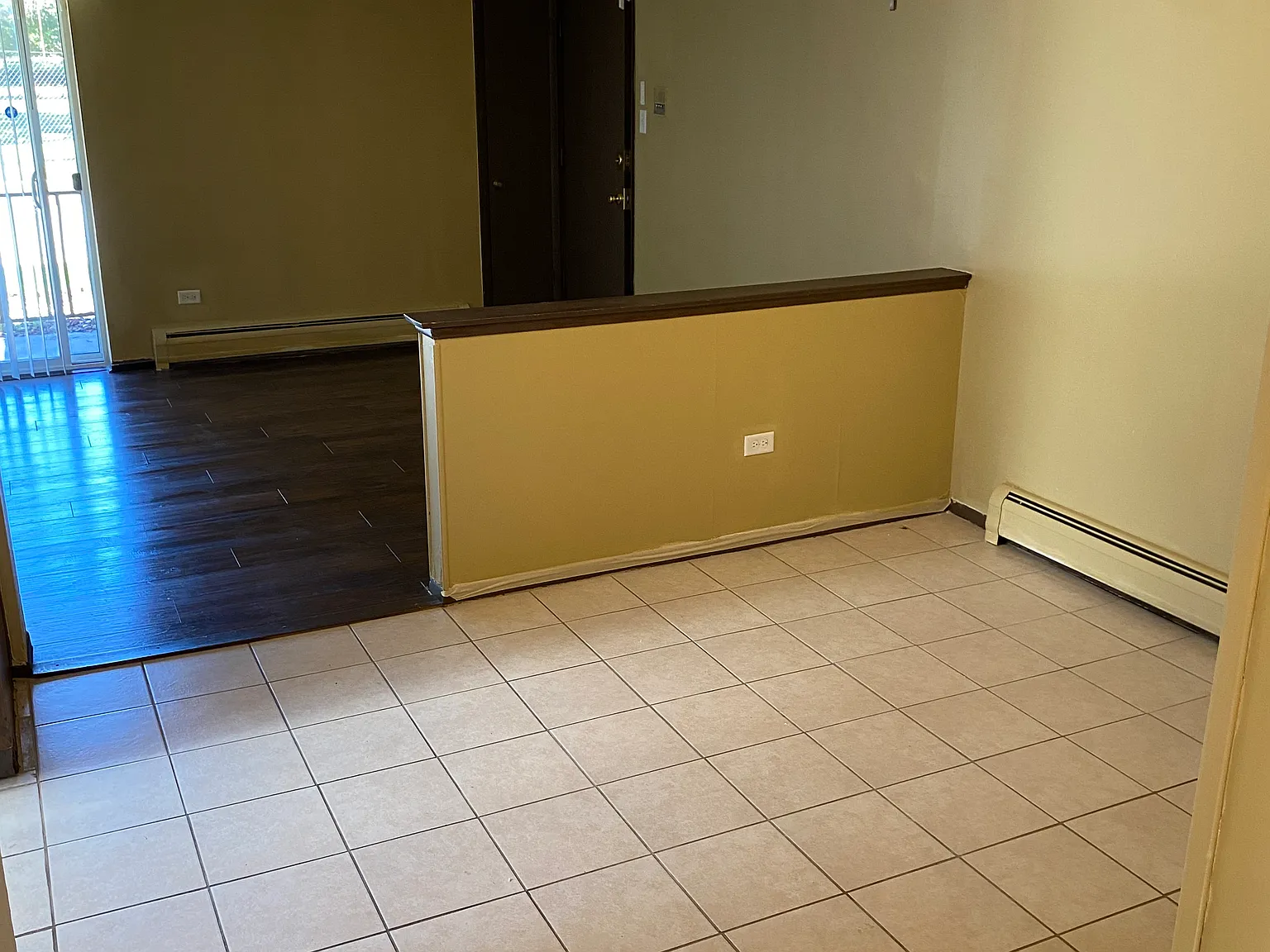2 bed, 800 sqft, $1,500 — Photo 2
