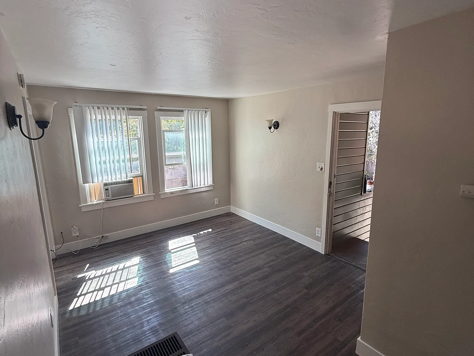 1 bed, 500 sqft, $1,650 — Photo 4