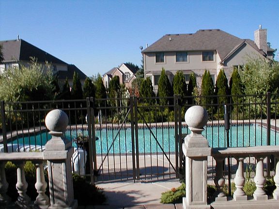 2nd image of 47181 Timberwood Dr