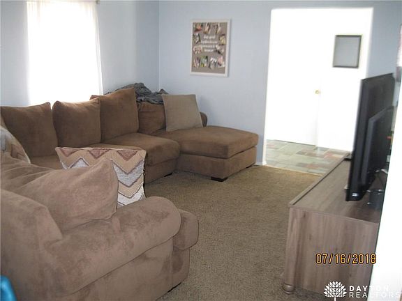 2nd image of 4558 Seville Dr