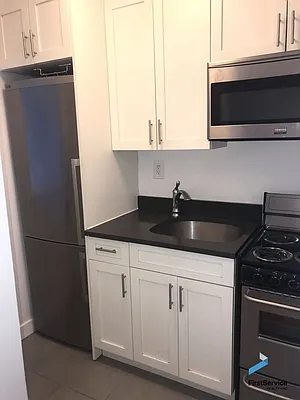 Rented by FirstService Realty (legacy) | media 17