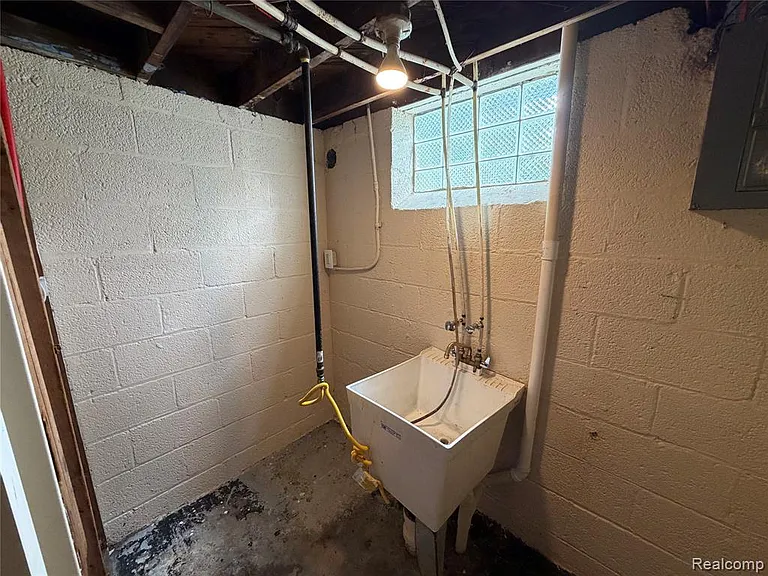 7720 Asbury Park — Photo 13