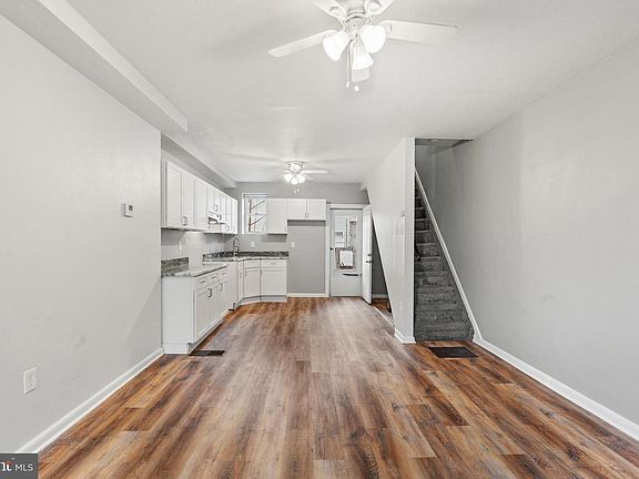 2nd image of 3083 Witte St