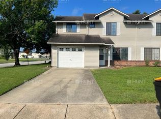 2091A Thunderchief Ct, Hampton, VA 23665