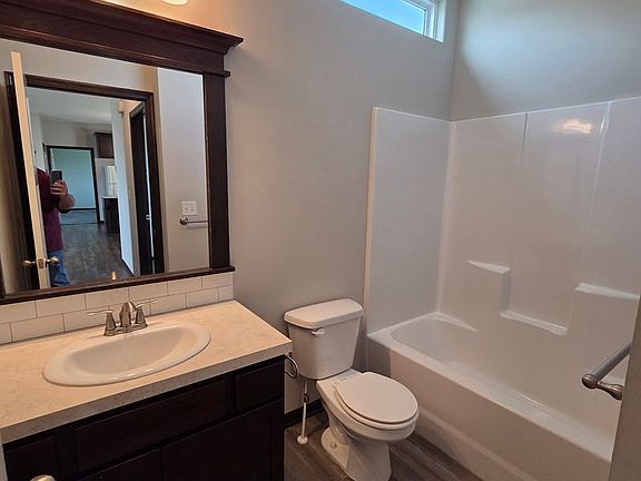 5th image of 1553 N Aster Cir