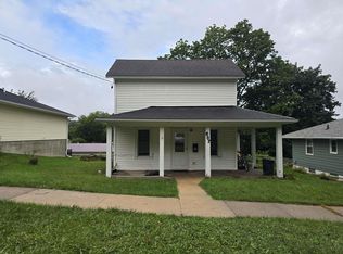 607 Day St, Decorah, IA 52101