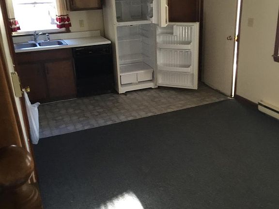 Kitchen/ Living room combination