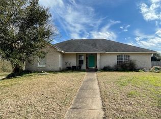 2003 Broken Arrow Cir, Bryan, TX 77807