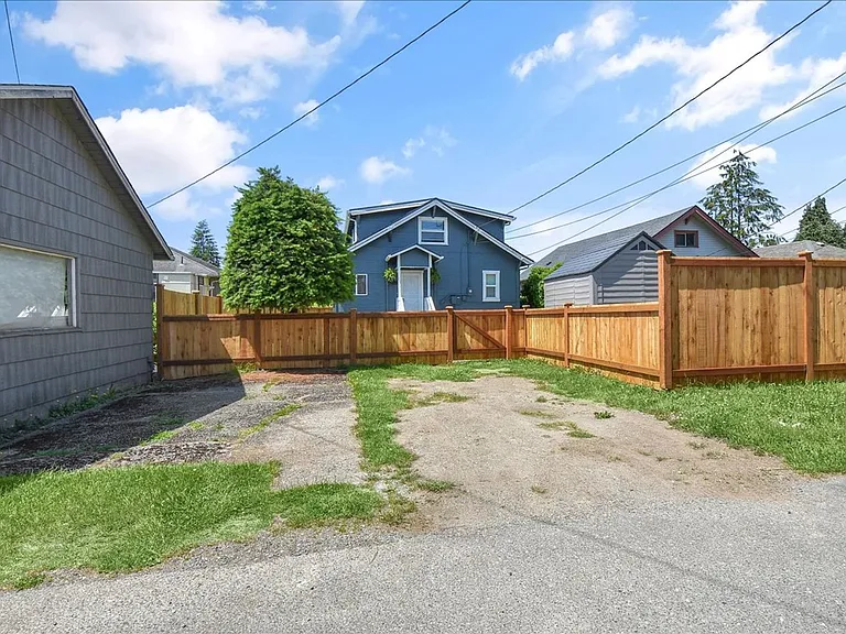 1511 McDougall Ave — Photo 25