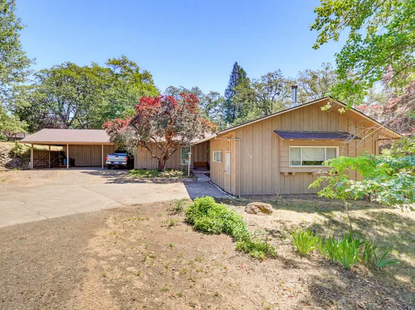 502 Vista Park Dr, Eagle Pt, OR 97524