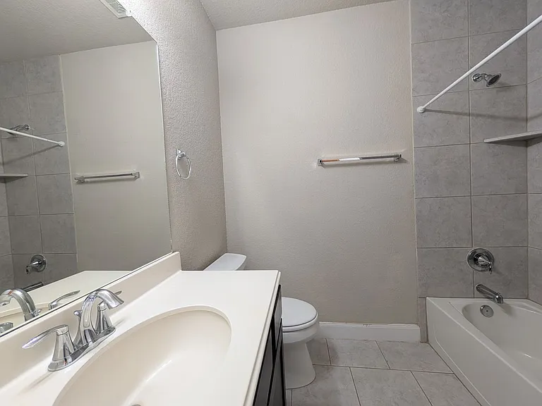 1209 Old FM 306 — Photo 18