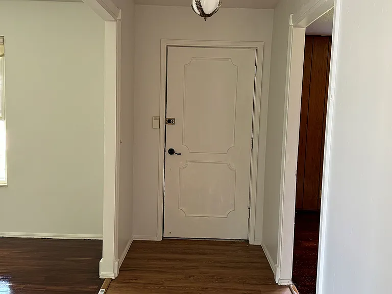 1617 Somerset Shire Dr — Photo 3