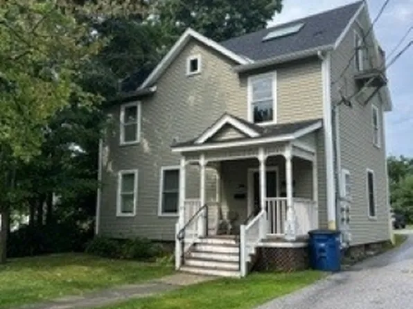 101 Fairfield St #3, Saint Albans, VT 05478