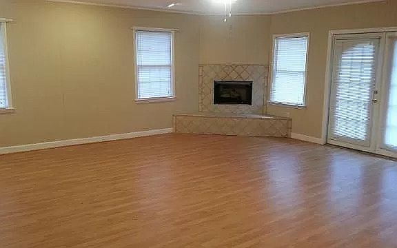 3rd image of 115 Natchez Ct