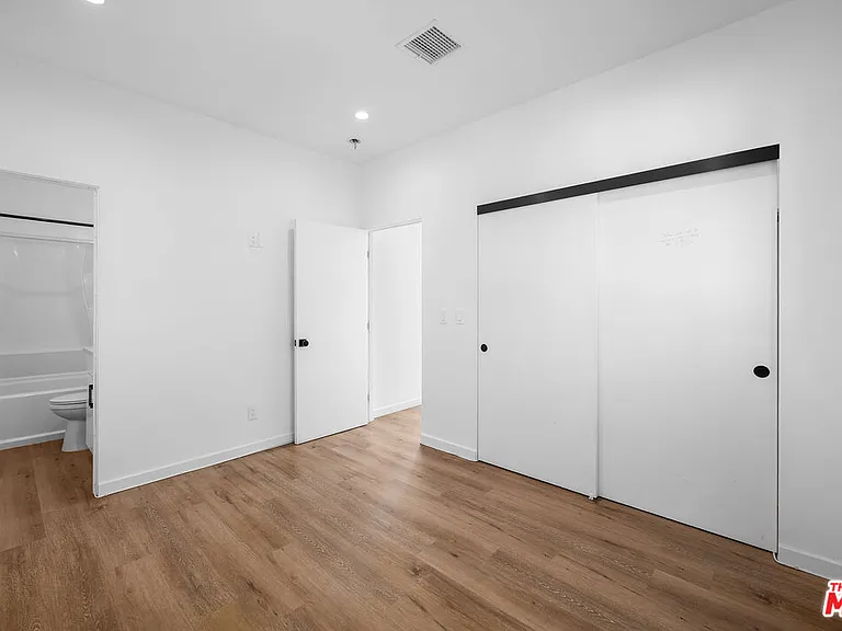 2646 Westwood Blvd — Photo 38