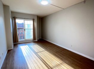 135 James St S #403, Hamilton, ON L8P 2Z6