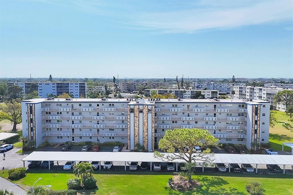 3880 Ironwood Ln APT 408E