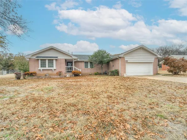 2213 Straight St, Harrah, OK 73045