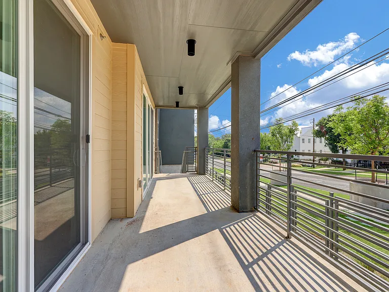 4801 Springdale Rd — Photo 9