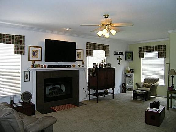 3rd image of 2609 Jessup Trl