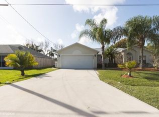 2526 SE West Blackwell Dr, Port Saint Lucie, FL 34952