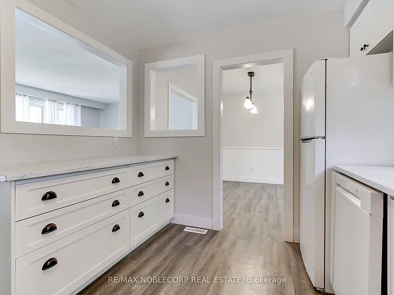 17 Larkdale Cres — Photo 21
