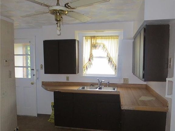 4th image of 1154 Kinzie St