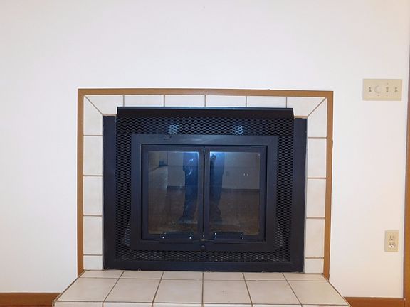 4th image of 157 Prospect Ave