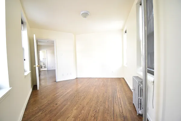 Rented by Wyllie Real Estate | media 15