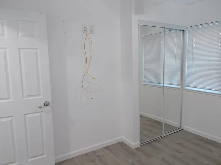 6208 Ilanos Ln — Photo 15