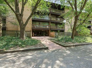 5600 Hillcrest Ln APT 4A, Lisle, IL 60532