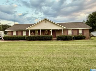 775 Hollyhill Rd, Centreville, AL 35042