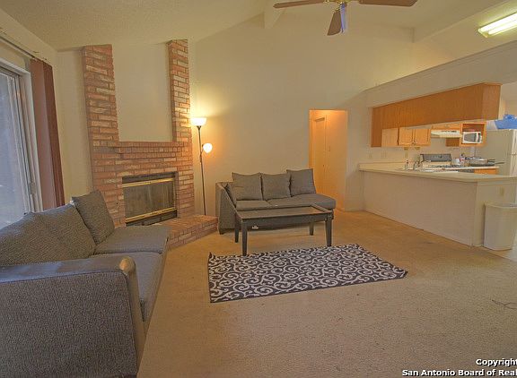 2nd image of 3737 Candlewind Ln