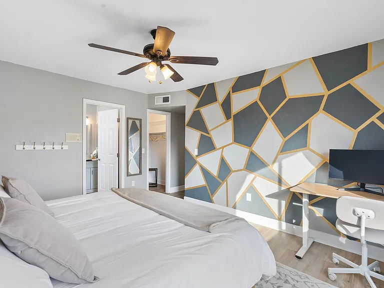 825 W Hermosa Dr — Photo 8