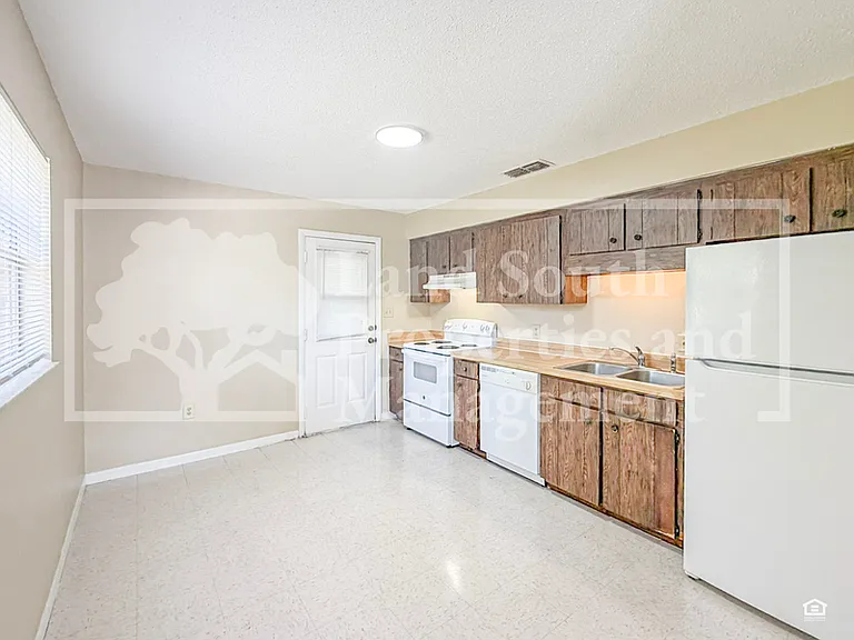 1703-B S King Ave #1701A-1707B — Photo 6