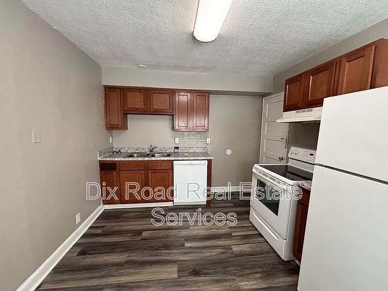 233 Niagara Ave #RIGHT — Photo 8