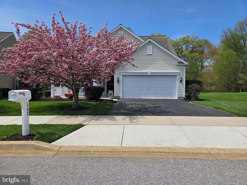 1st image of 142 Galleon Dr