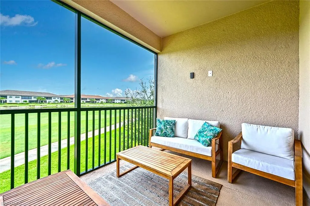 3 bed, 2.0 bath, 1632 sqft, $4,500 — Photo 3