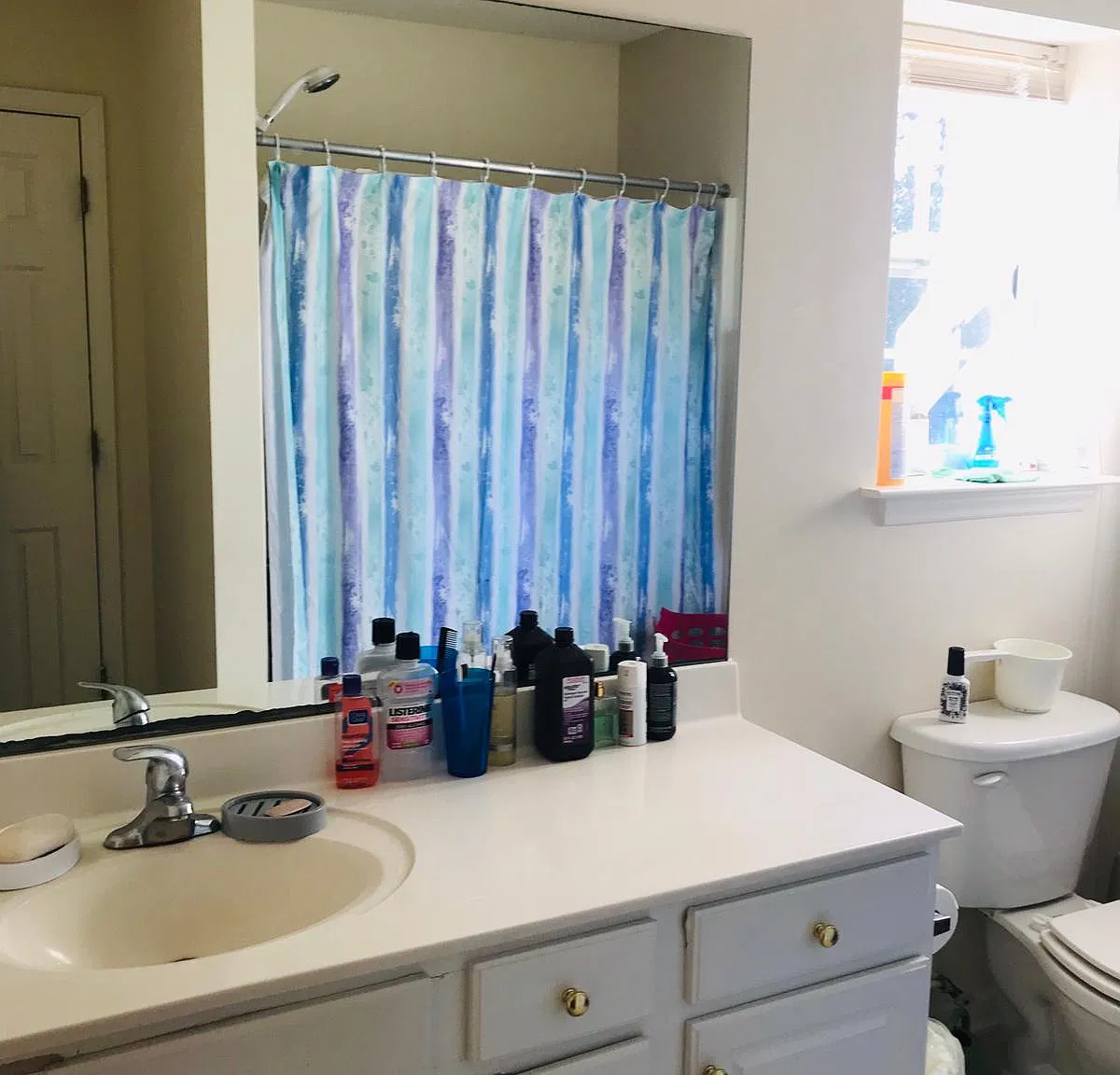 3 bed, 2.5 bath, 1410 sqft, $1,799 — Photo 2