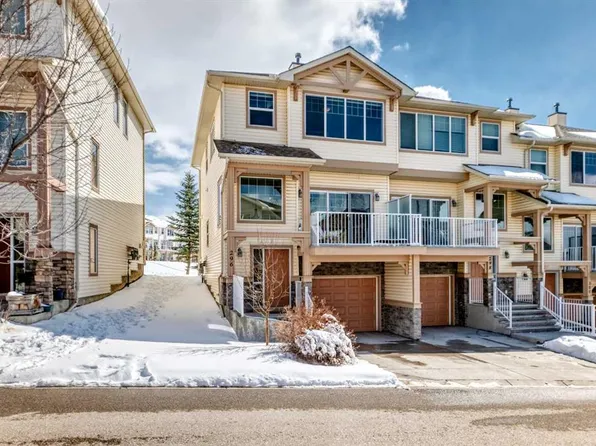 296 W Sunset Point, Cochrane, AB T4C 0K8