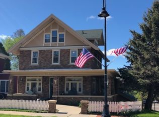 303 E Main St, Mount Horeb, WI 53572