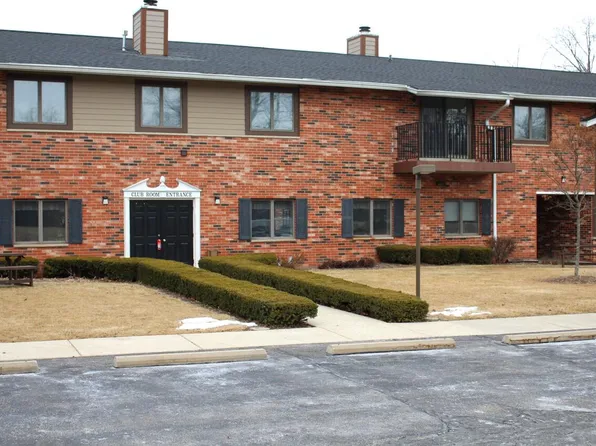 N84W15979 Menomonee AVENUE #207, Menomonee Falls, WI 53051