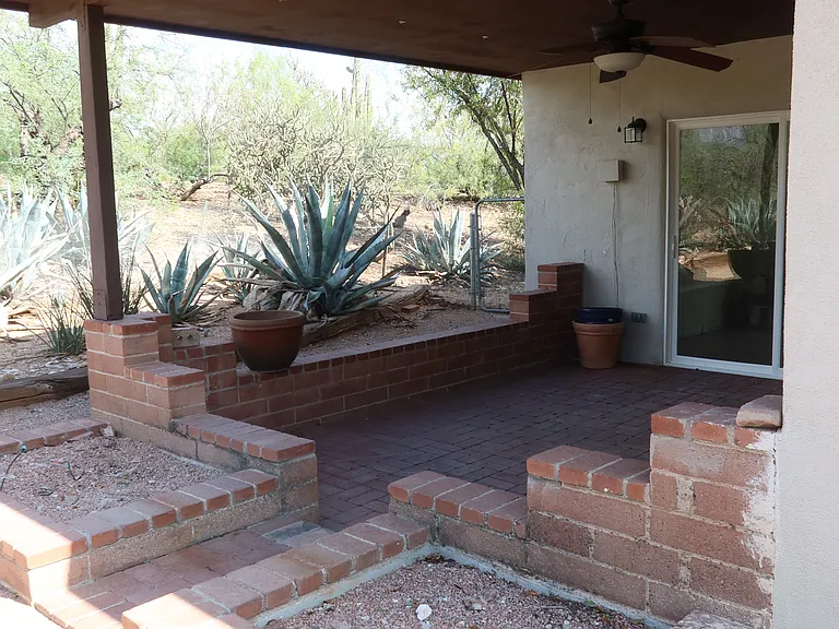 7041 E River Rd #2 — Photo 7