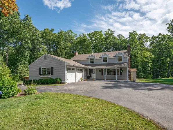 21 Cricket Hill Drive, Amherst, NH 03031