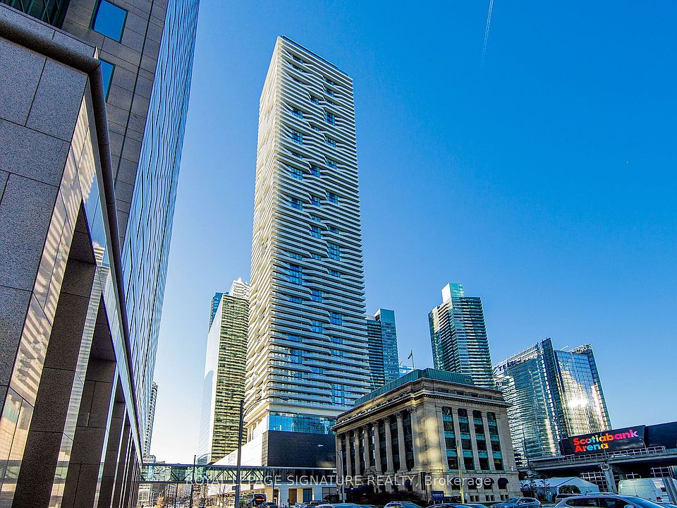 1st image of 88 Harbour St #1503