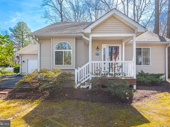 130 Boston Dr, Ocean Pines, MD 21811