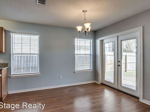2nd image of 457 Rush Park Cir