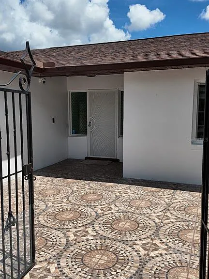 1703 Paradise Dr — Photo 3
